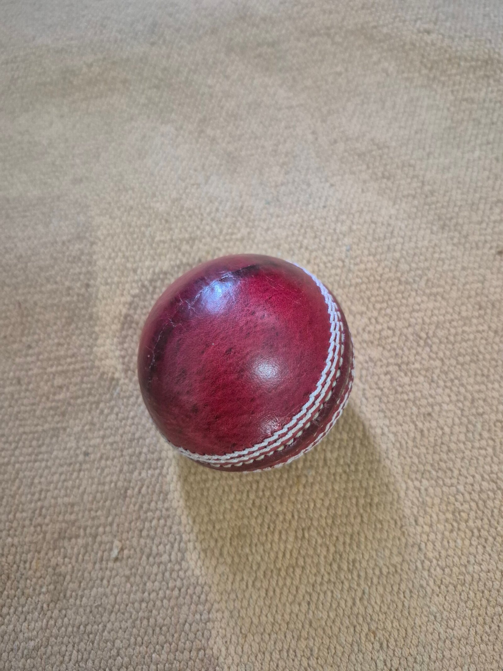 4 pcs Cricket Leather Ball for Practice and T20 Matches - Image 4